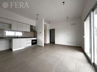 Foto 11 de Venta de departamento de 2 ambientes con balcón  en Quilmes