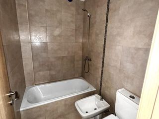 Foto 18 de Venta de departamento de 2 ambientes con balcón  en Quilmes