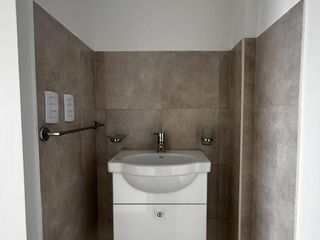 Foto 17 de Venta de departamento de 2 ambientes con balcón  en Quilmes