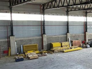 Foto 1 de Alquiler Nave Industrial 4000mts cubiertos