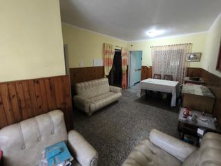 Foto 7 de Casa de dos dormitorios y patio a metros de Av. Galicia.