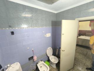 Foto 10 de Casa de dos dormitorios y patio a metros de Av. Galicia.