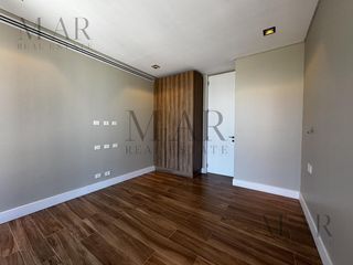 Foto 22 de Casa en Venta en El Golf, Nordelta con salida al lago