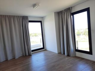 Foto 17 de Venta  Departamento 4 ambientes con vista al rio en Vilago barrio Puerto Escondido Nordelta