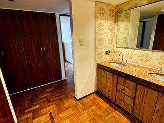 Foto 15 de Semipiso En Venta De 4 Dormitorios en el Centro con Cochera