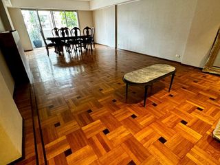 Foto 1 de Semipiso En Venta De 4 Dormitorios en el Centro con Cochera