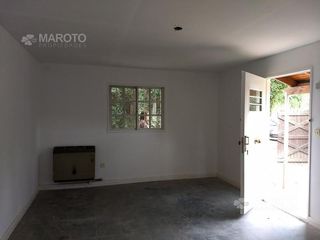 Foto 2 de CASA EN VENTA   EN MASCHWITZ - MAROTO PROPIEDADES
