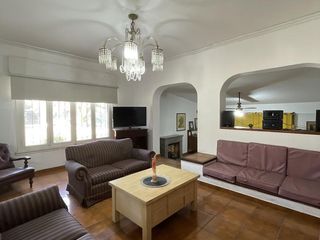 Foto 9 de Casa en venta 5 amb en Parque Leloir