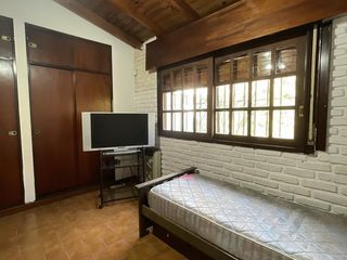 Foto 31 de Casa en venta 5 amb en Parque Leloir