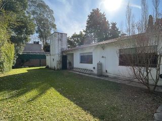 Foto 34 de Casa en venta 5 amb en Parque Leloir