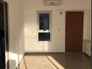 Foto 5 de VENTA DEPTO SEMIPISO 3 AMB A MEDIA CUADRA DE PLAZA CONESA