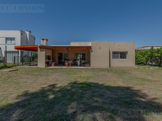 Foto 3 de Casa en una planta en venta  en San Gabriel - Villanueva