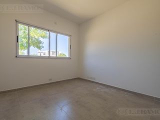 Foto 17 de Casa en una planta en venta  en San Gabriel - Villanueva