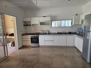 Foto 8 de Casa en una planta en venta  en San Gabriel - Villanueva