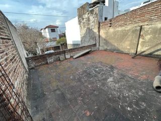 Foto 3 de PH en venta - 2 Dormitorios 3 Baños - 160Mts2 - Monte Castro