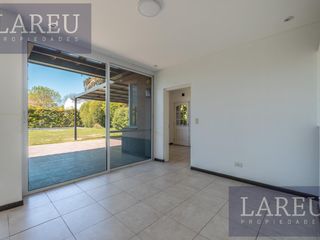 Foto 6 de Casa en venta con renta - Barrio Privado Los Tacos
