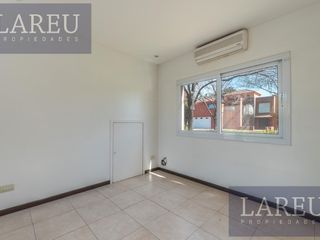 Foto 23 de Casa en venta con renta - Barrio Privado Los Tacos