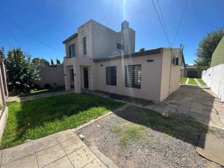 Foto 1 de Casa en venta - 3 Dormitorios 2 Baños 1 Cochera - 595Mts2 - Escobar