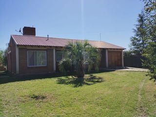 Foto 5 de Casa en venta - 2 Dormitorios 2 Baños - Cochera - 1.000Mts2 - San Rafael, Mendoza