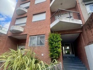 Foto 1 de Departamento - Ramos Mejia Sur