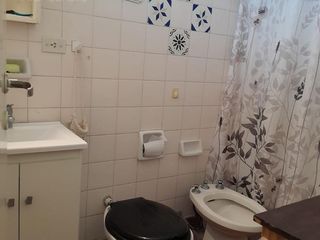 Foto 24 de Casa Venta - Calle 82 esquina  10 - La Plata