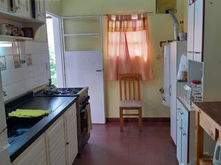 Foto 14 de Casa Venta - Calle 82 esquina  10 - La Plata