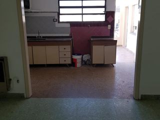 Foto 4 de PH en Lanús Este