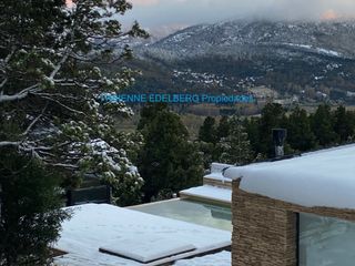 Foto 3 de Casa en  venta barrio Handel con pileta y quincho -  San Martin de los Andes