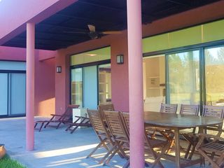 Foto 5 de VENTA Casa con piscina barrio cerrado en Campos de Roca I