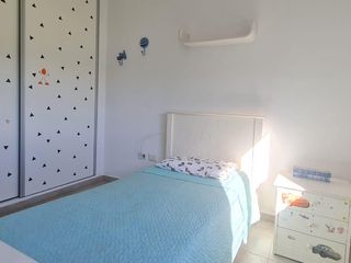 Foto 26 de Excepcional Casa de Una Planta con Amplios Espacios y Comodidades- En Venta