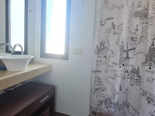 Foto 24 de Excepcional Casa de Una Planta con Amplios Espacios y Comodidades- En Venta