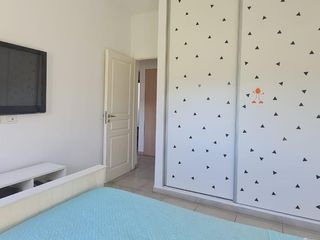 Foto 27 de Excepcional Casa de Una Planta con Amplios Espacios y Comodidades- En Venta