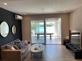 Foto 25 de Casa en Venta en Santa Barbara con 4 Cuartos en Suite, a la laguna