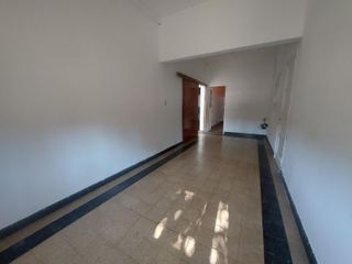 Foto 2 de Casa en  Avda. Lopez y Planes al 3800