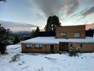 Foto 3 de Casa en venta - 4 Dormitorios 5 Baños - Cochera - 500Mts2 - San Martín de Los Andes