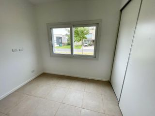 Foto 24 de VENTA CASA HARAS SANTA MARIA LOS MOLINOS 4 AMB