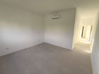 Foto 29 de VENTA CASA HARAS SANTA MARIA LOS MOLINOS 4 AMB
