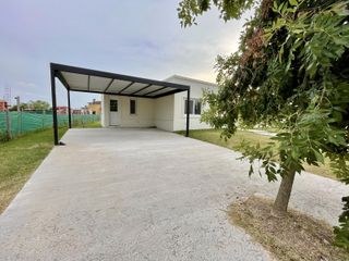 Foto 5 de VENTA CASA HARAS SANTA MARIA LOS MOLINOS 4 AMB