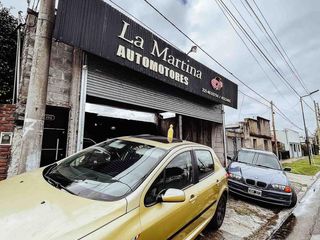 Foto 3 de Depósito en venta - 2 Dormitorios 2 Baños - Monoambiente - Cocheras - 510Mts2 - La Plata