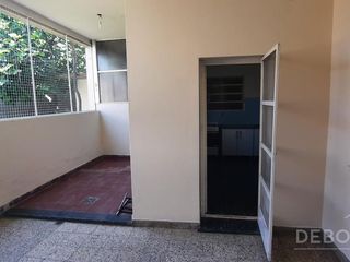 Foto 13 de Alquiler PH 3 ambientes en Bernal sin expensas Apto profesional
