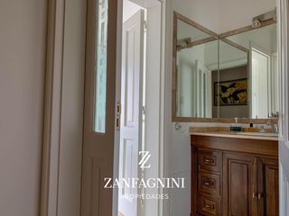 Foto 6 de VENTA. ESPECTACULAR Casa en Barrio del PILAR - Guaymallen