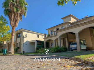 Foto 1 de VENTA. ESPECTACULAR Casa en Barrio del PILAR - Guaymallen