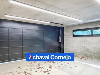 Foto 7 de Casa en venta doble lote al agua totalmente remodelada en Barrio Santa Maria de Tigre