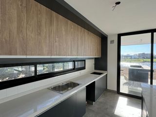 Foto 3 de San Matías | Venta | Importante casa a laguna a estrenar en área 5
