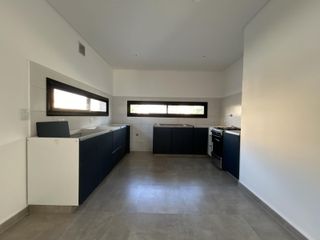 Foto 3 de Casa en una planta a Estrenar en cul de sac, Canton Islas