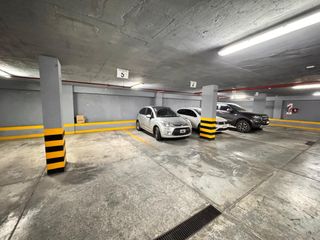 Foto 2 de Amplias cocheras apta camioneta en VENTA en Balcarce al 400, Barrio Norte
