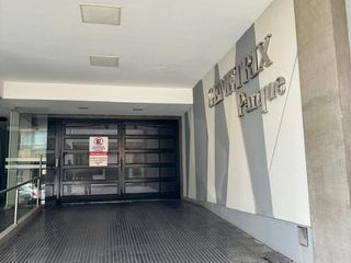 Foto 8 de Amplias cocheras apta camioneta en VENTA en Balcarce al 400, Barrio Norte