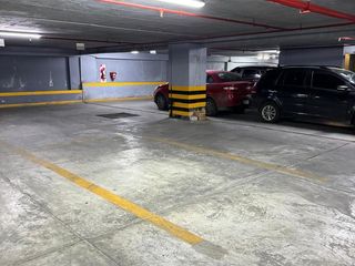 Foto 7 de Amplias cocheras apta camioneta en VENTA en Balcarce al 400, Barrio Norte