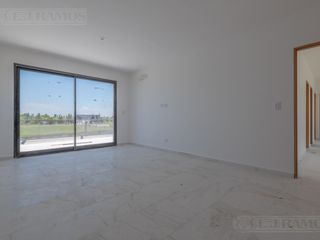 Foto 18 de Casa - El Naudir