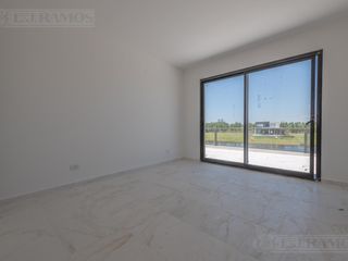 Foto 30 de Casa - El Naudir